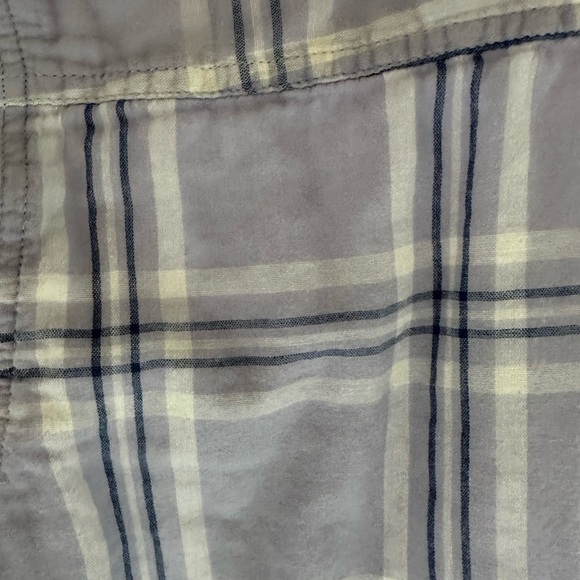 Abercrombie Soft Button Down Plaid top women’s large - Picture 4 of 6